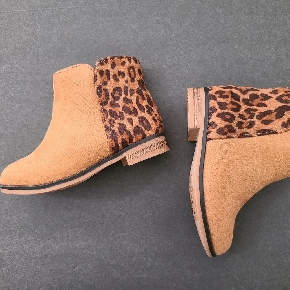 Cat&Jack booties - Picture 2 of 8
